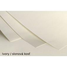 Kartónový papier 16 x 22 cm, 240g / m2 - "Ivory"
